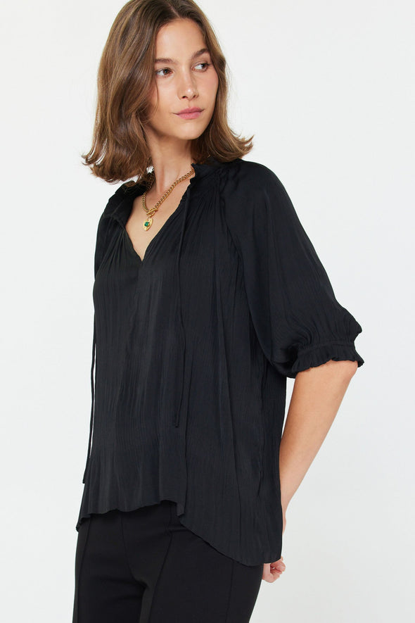 SADIE TOP -BLACK