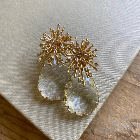 CHAMPAGNE DROP EARRINGS