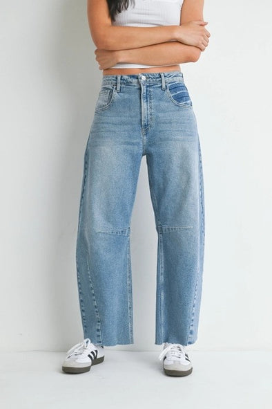 BARREL JEANS