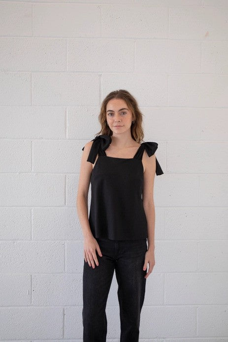 AISLEY TOP - BLACK